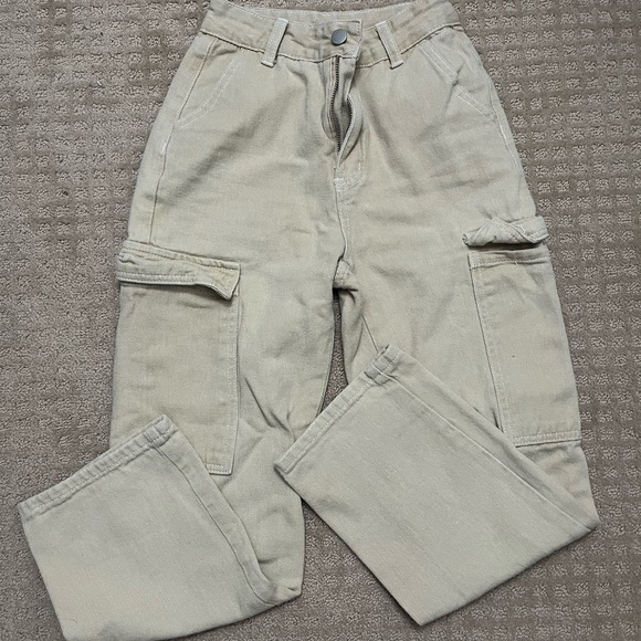 Cargo Jean pants - Picture 2 of 3